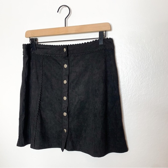 Francescas Mi Ami Black Faux Suede Mini Skirt Large L - Picture 3 of 7